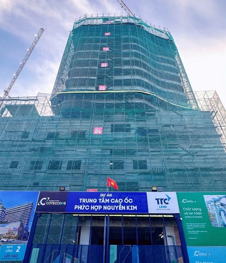 Ngành xây dựng vẫn gặp nhiều thách thức khi ngành bất động sản vẫn chưa thể hồi phục mạnh mẽ. (Ảnh: Đại Việt)