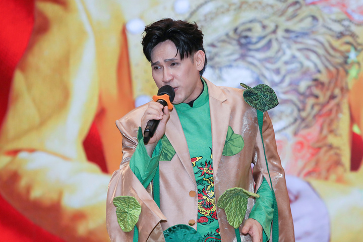 Nguyên Vũ thực hiện dự án "Việt Nam - Kỷ nguyên vươn mình".