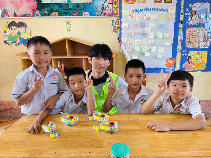 Tập đoàn LS và tổ chức COPION triển khai dự án tại trường Tiểu học Phạm Thái - 1