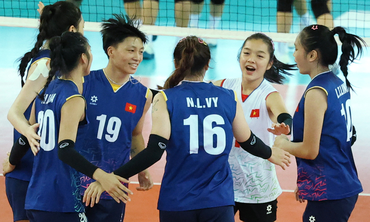 Đội tuyển bóng chuyền nữ U21 Việt Nam chắc chắn đứng thứ hai tại bảng A.