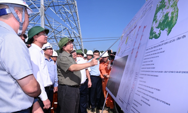 Thủ tướng: Ngày 19/8 phải hoàn thành Dự án Đường dây 500kV Lào Cai - Vĩnh Yên