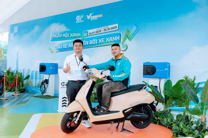 'Ngày hội thu xăng đổi điện' phủ sóng khắp ba miền trong tháng 8 - 1