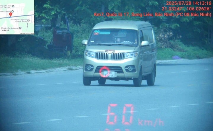Ô tô chạy quá tốc độ trên QL 17 đoạn qua địa bàn phường Song Liễu, Bắc Ninh (Ảnh: Công an Bắc Ninh).