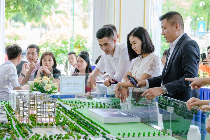 Thế hệ thành đạt trẻ tuổi đang dành nhiều sự quan tâm cho những căn hộ cao tầng thời thượng.