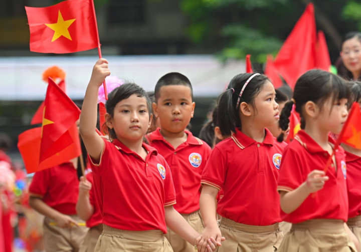 Hà Nội cấp tiền ăn trưa cho học sinh tiểu học 20.000-30.000 đồng/ngày từ năm nay. (Ảnh minh hoạ)