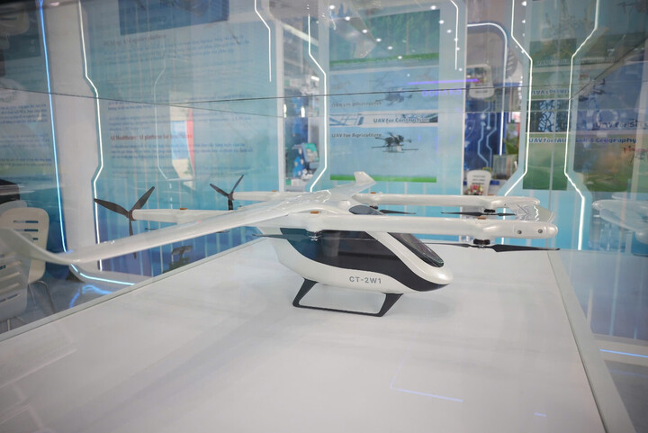 Các loại UAV vận tải hạng nặng từ 60kg đến 300kg của công ty CT UAV sản xuất được nhiều nước bao gồm Hàn Quốc đánh giá cao. (Ảnh: Báo Vietnamnet)