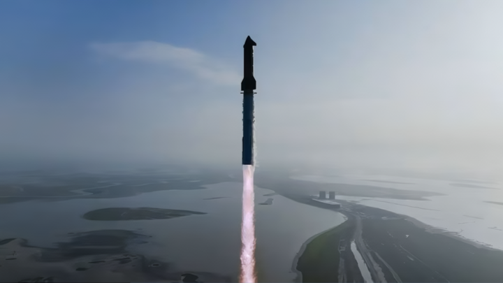 Siêu tên lửa Starship của SpaceX cất cánh cho chuyến bay thử nghiệm thứ chín vào ngày 27/5/2025. (Nguồn: SpaceX)