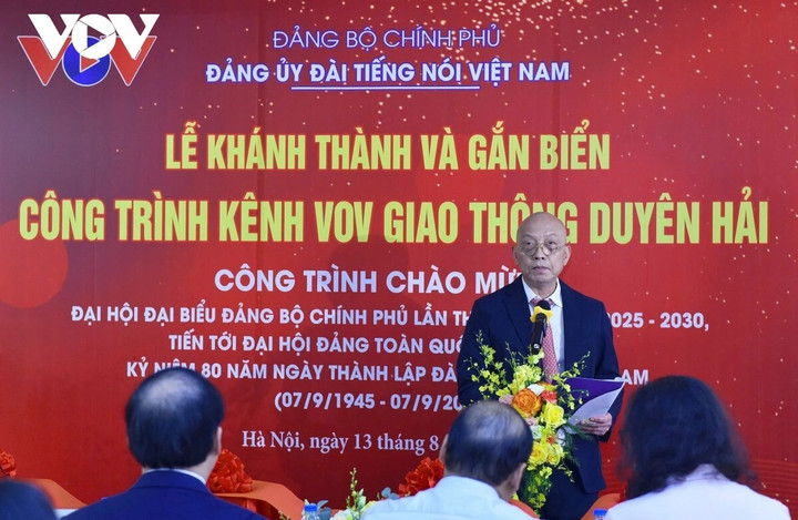 Ông Trang Công Tiến - Trưởng Ban VOV Giao thông Quốc gia báo cáo tóm tắt quá trình và kết quả triển khai dự án VOV Giao thông Duyên hải.