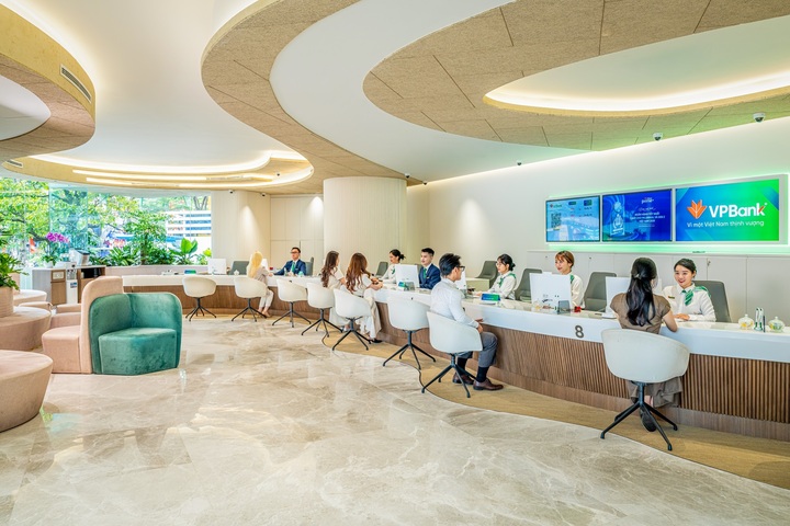 Các khu vực chức năng liền mạch giúp khách hàng có trải nghiệm xuyên suốt.