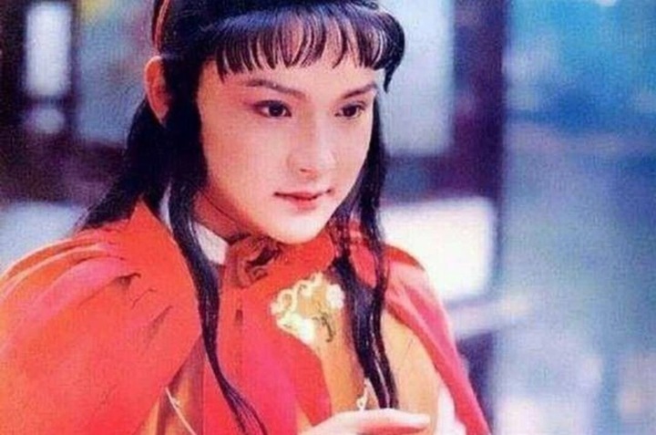 Ngoại hình thư sinh của Giả Bảo Ngọc do Âu Dương Phấn Cường đóng trong "Hồng lâu mộng".