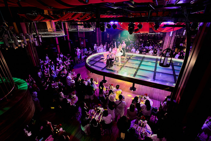 Show After Glow là một trong những điểm nhấn đặc sắc nhất tại Bà Nà trong mùa hè này.