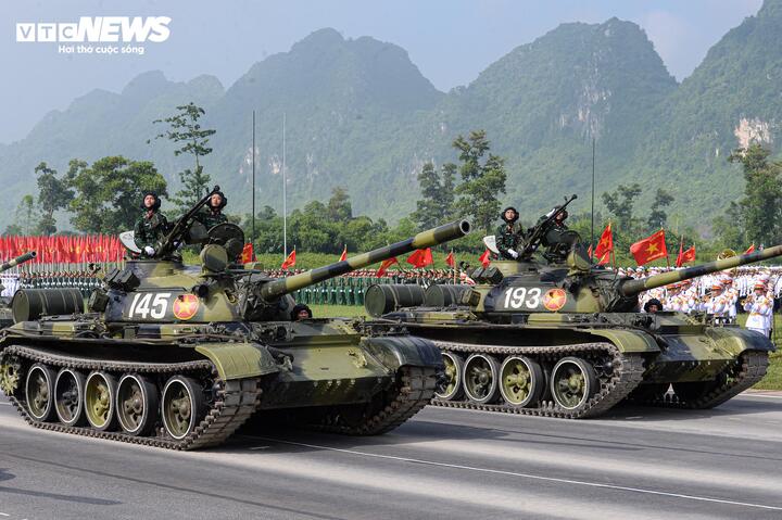Dàn khí tài tham gia hợp luyện cùng các khối diễu binh, diễu hành chuẩn bị cho lễ kỷ niệm 80 năm Cách mạng tháng Tám và Quốc khánh 2/9.