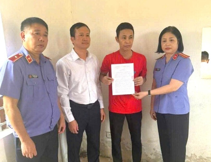 Cơ quan chức năng trao quyết định cho tại ngoại đối với Thái Khắc Thành