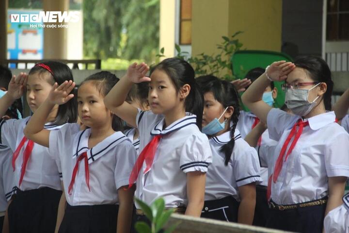 Học sinh TP.HCM tựu trường sớm nhất vào ngày 20/8.