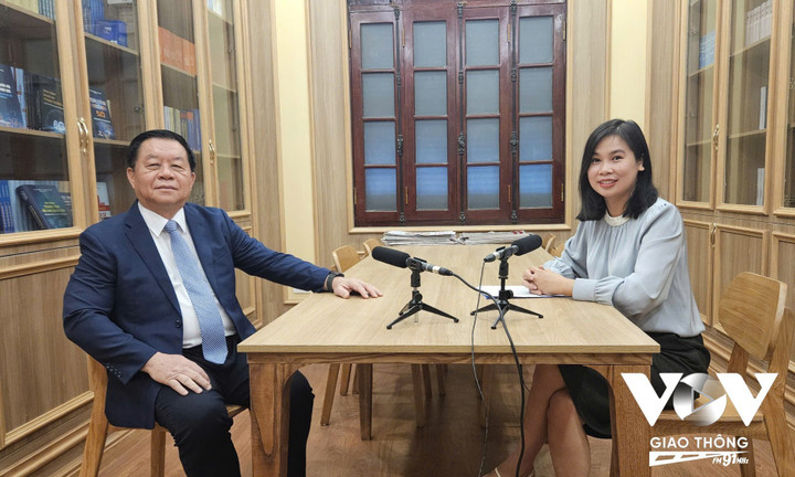 Ông Nguyễn Trọng Nghĩa, Ủy viên Bộ Chính trị, Bí thư Trung ương Đảng, Trưởng ban Ban Tuyên giáo và Dân vận Trung ương chia sẻ, với bề dày truyền thống 80 năm, cán bộ phóng viên, biên tập viên, cộng tác viên và người lao động của Đài Tiếng nói Việt Nam sẽ tiếp tục đoàn kết, trí tuệ, bản lĩnh, khát vọng và có nhiều tư duy sáng tạo trong công tác tuyên truyền.