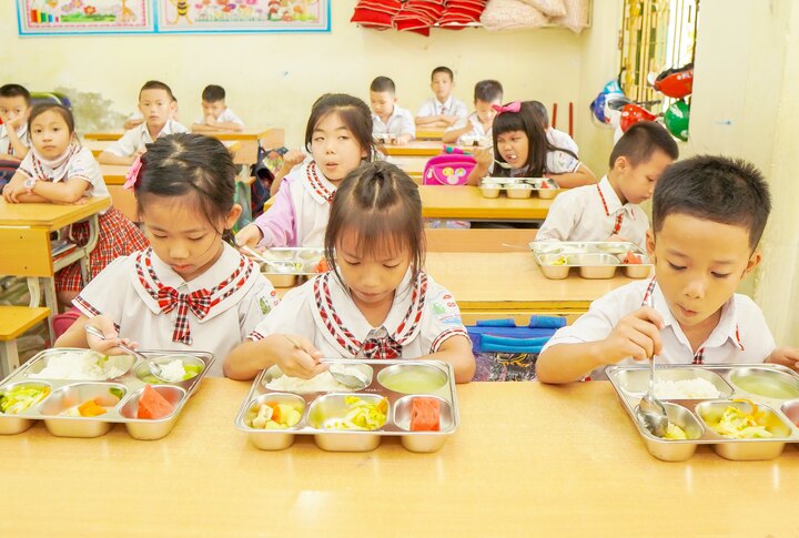 Việt Nam đang chịu bốn gánh nặng về dinh dưỡng