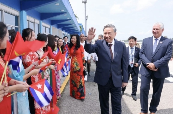Tổng Bí thư Tô Lâm và phu nhân trong chuyến thăm Cuba.