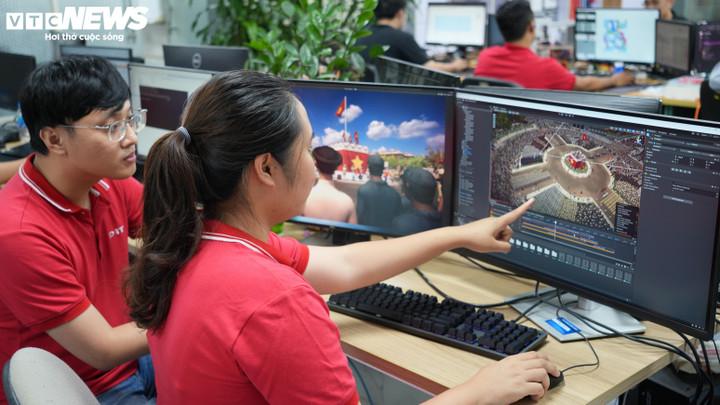 Mỗi chi tiết đều được thực hiện một cách tỉ mỉ, cẩn trọng nhằm tái hiện không khí trang nghiêm, thiêng liêng của ngày lịch sử.