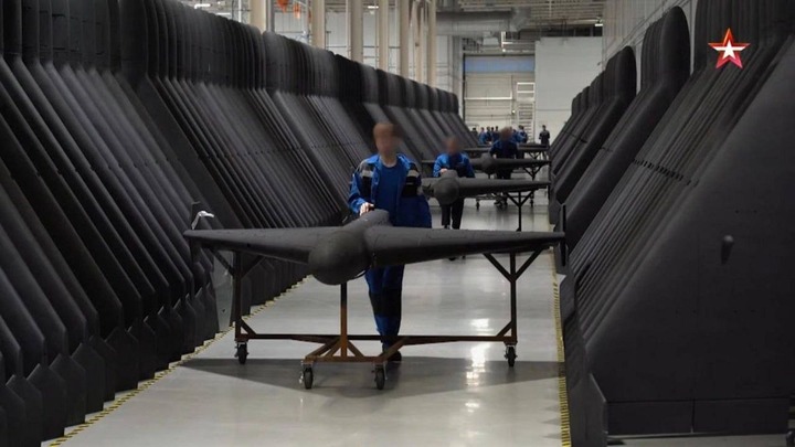 Nhà máy sản xuất UAV Geran-2 của Nga. Ảnh Euronews