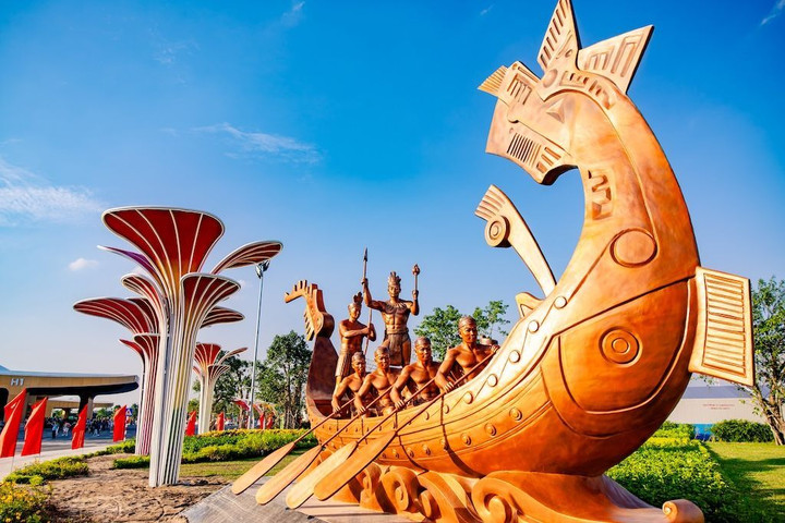 Không gian đậm chất Việt tại Trung tâm Triển lãm Việt Nam.