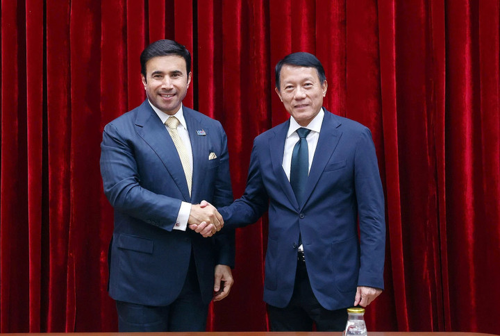 Bộ trưởng Lương Tam Quang và Chủ tịch INTERPOL Ahmed Nasser Al-Raisi.