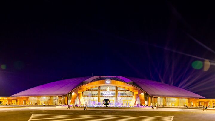 Trung tâm Hội chợ Triển lãm quốc gia có quy mô 90ha, thuộc top 10 trung tâm triển lãm lớn nhất thế giới.