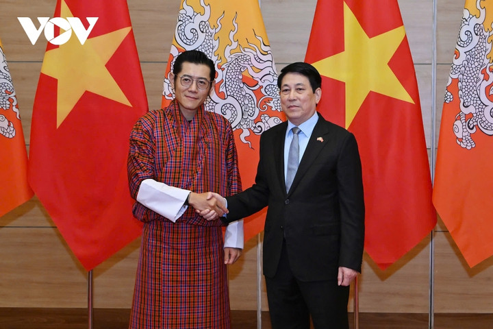 Chủ tịch nước Lương Cường và Quốc vương Bhutan Jigme Khesar Namgyel Wangchuck.