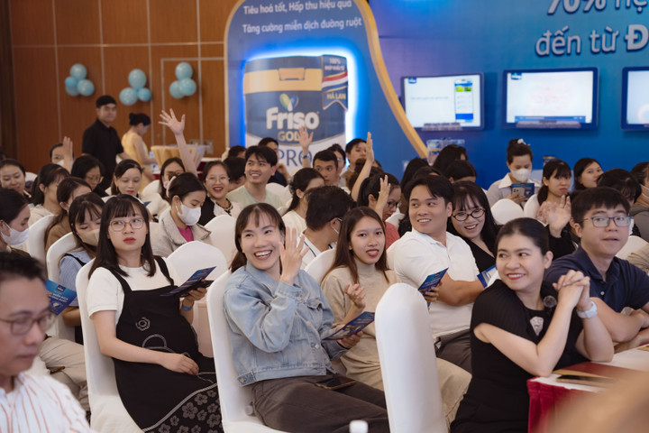 Hội thảo tiền sản trải nghiệm đầu tiên tại Đắk Lắk với hơn 200 mẹ bầu tham dự.