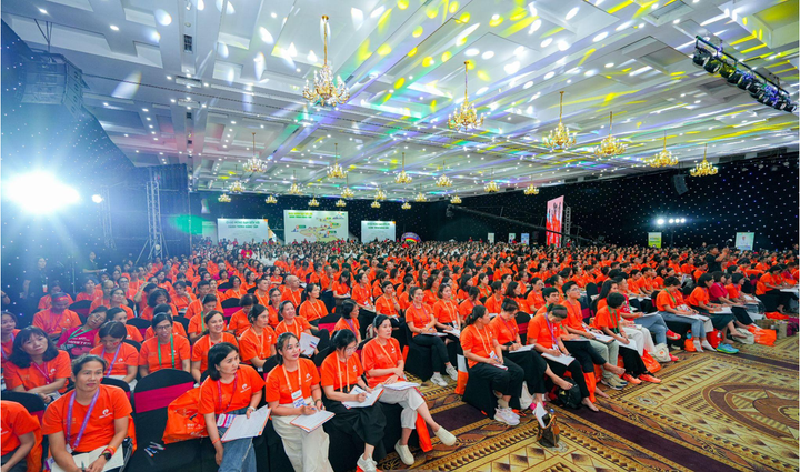 Mỗi một sự kiện Kiến tạo cuộc đời mới - Đường về hạnh phúc thu hút gần 1500 người tham gia.