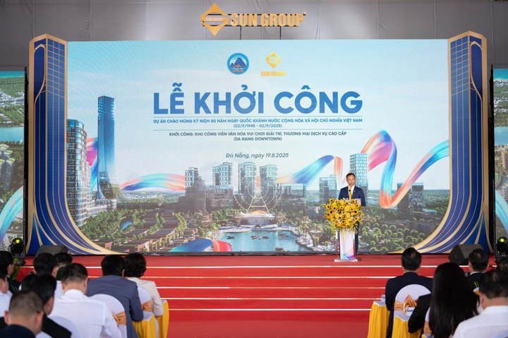 Ông Nguyễn Văn Bình-Chủ tịch Sun Group vùng Miền Trung phát biểu tại Lễ khởi công Da Nang Downtown.