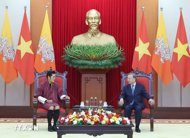 Tổng Bí thư Tô Lâm tiếp Quốc vương Bhutan Jigme Khesar Namgyel Wangchuck. (Ảnh: TTXVN)