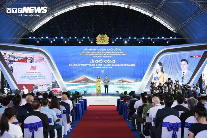 ទិដ្ឋភាពទូទៅនៃពិធីបញ្ចុះបឋមសិលា។