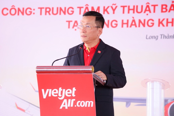 Tổng Giám đốc Vietjet Đinh Việt Phương phát biểu công bố lễ khởi công Trung tâm Kỹ thuật Bảo dưỡng Tàu bay tại Long Thành.