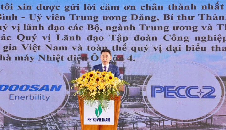 Đại diện Liên danh nhà thầu Doosan Enerbility (Hàn Quốc) – PECC2 (Việt Nam), ông Yeonin Jung – Phó Chủ tịch Tập đoàn Doosan Enerbility cam kết cùng đối tác PECC2 xây dựng Nhà máy Nhiệt điện Ô Môn IV đạt chất lượng cao nhất, đóng góp tích cực vào sự phát triển ngành điện Việt Nam.