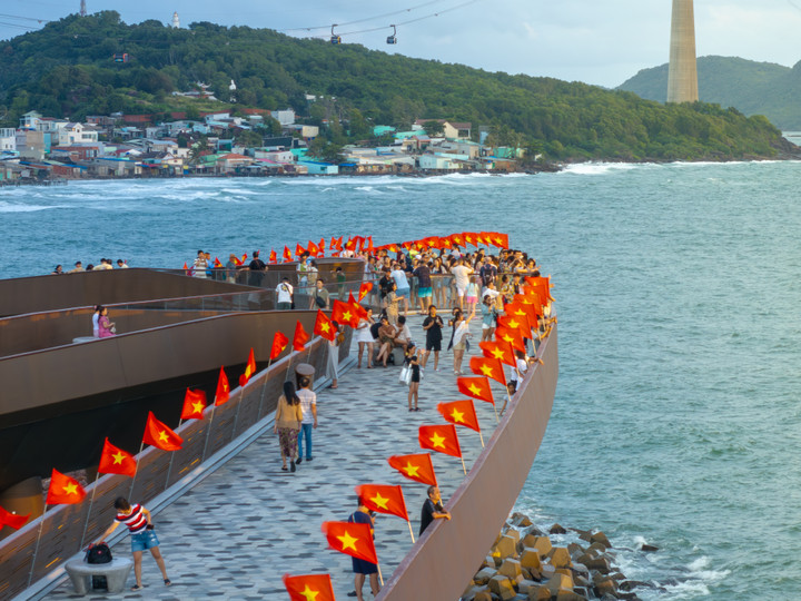 2 biểu tượng của Phú Quốc tung ưu đãi đặc biệt cho khách Việt dịp 2/9 - 4