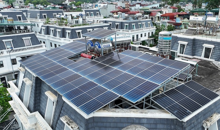 Hỗ trợ 14 triệu hộ lắp điện mặt trời mái nhà, Bộ Công Thương nói cần 42.000 tỷ