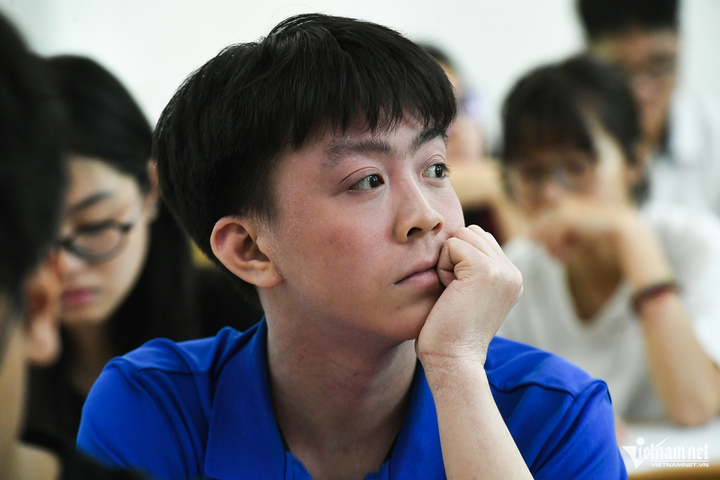 Thí sinh dự thi tốt nghiệp 2025. (Ảnh: Thạch Thảo)