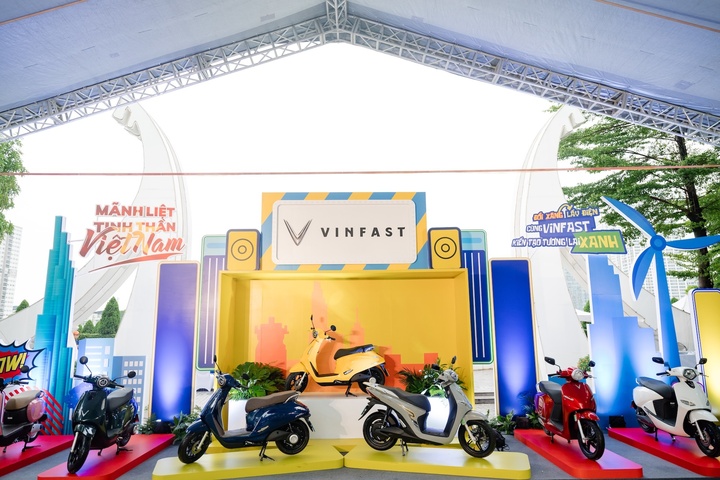 Khách hàng mua xe máy điện VinFast sẽ được tặng 10% giá xe.