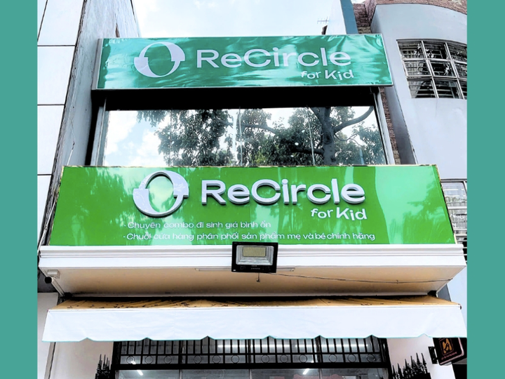 Chuỗi cửa hàng ReCircle for Kid chuyên phân phối sản phẩm mẹ và bé chính hãng.