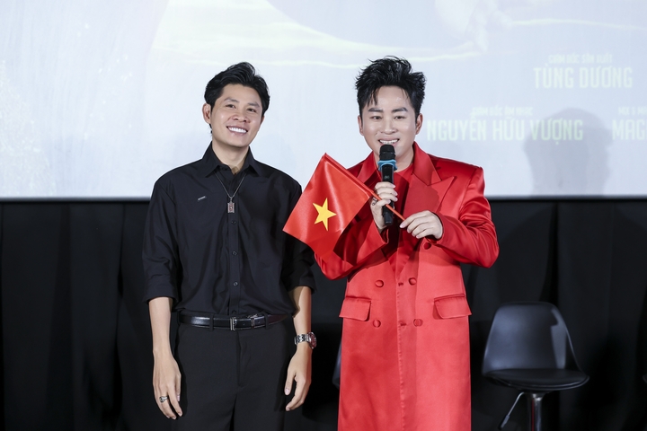 Tùng Dương ra mắt MV "Viết tiếp câu chuyện hoà bình" - bản hit tỷ views của nhạc sĩ Nguyễn Văn Chung.
