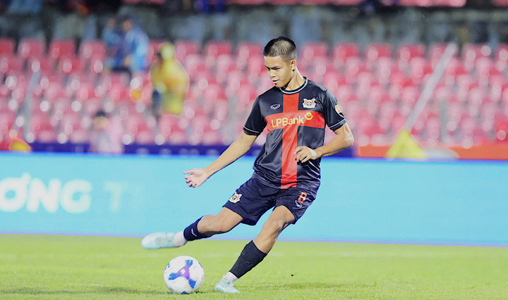 Trần Thành Trung được gọi lên U22 Việt Nam.