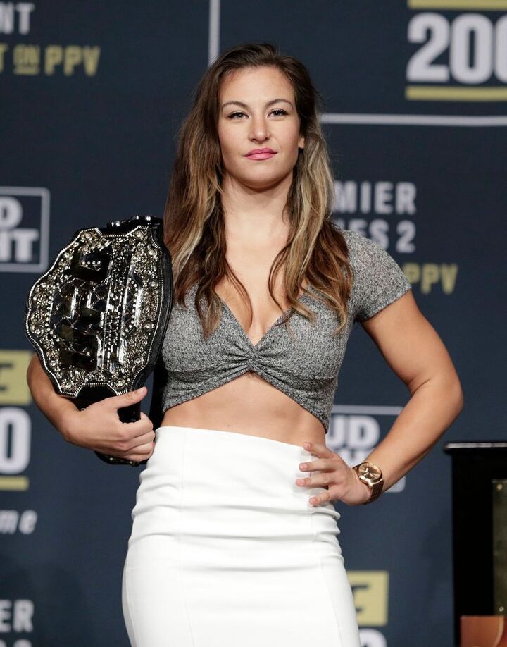 Miesha Tate từng là nhà vô địch của UFC