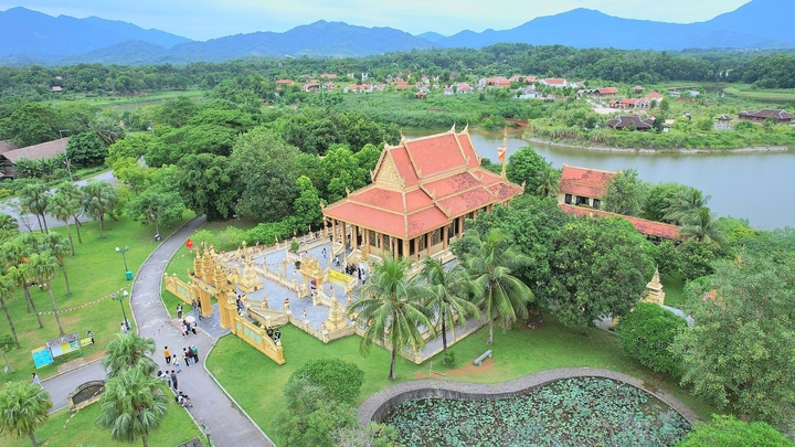 ភូមិវប្បធម៌ជាតិ និងទេសចរណ៍វៀតណាម។ (រូបថត៖ Langvanhoavietnam)