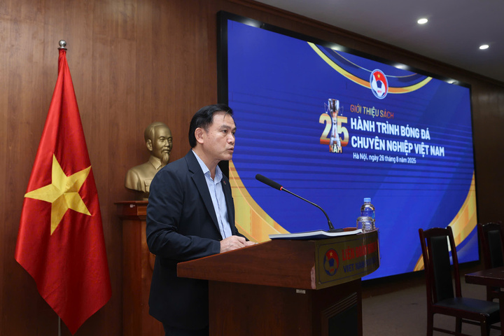 Phó Chủ tịch VFF Trần Anh Tú.