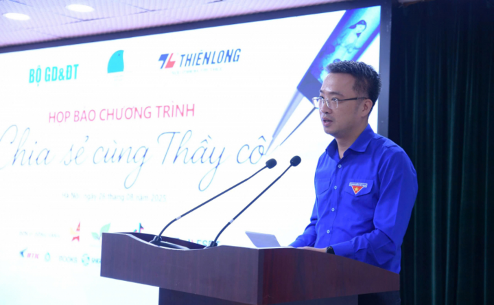 លោក Nguyen Tuong Lam លេខាសម្ព័ន្ធយុវជនមជ្ឈិម ប្រធានសហភាពយុវជនវៀតណាមបានថ្លែងក្នុងសន្និសីទកាសែត។