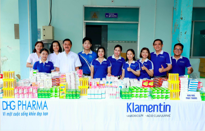 Hơn 50 loại thuốc từ DHG Pharma, tiếp sức hành trình chăm sóc sức khỏe vùng biên.