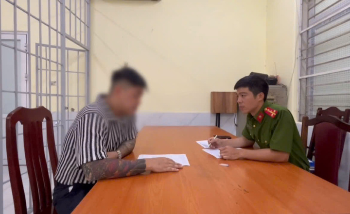 H.Đ.D. tại cơ quan công an.