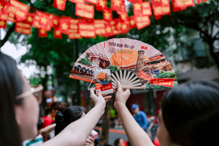 Trước thềm Ngày hội lớn: Booth check-in SHB 'bùng nổ' sắc màu và tiếng cười - 5