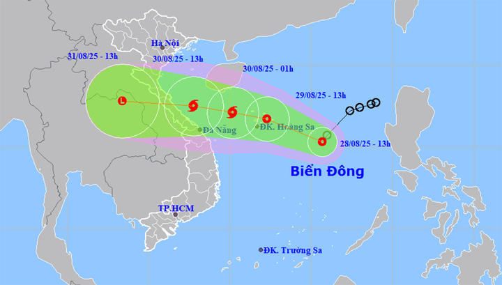 Áp thấp nhiệt đới có thể mạnh lên thành bão. (Nguồn: NCHMF)