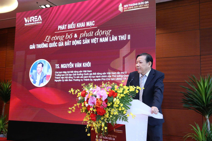Tiến sĩ Nguyễn Văn Khôi, Chủ tịch Hiệp hội Bất động sản Việt Nam, Trưởng ban Chỉ đạo giải thưởng.